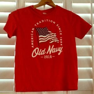 Old Navy youth tee